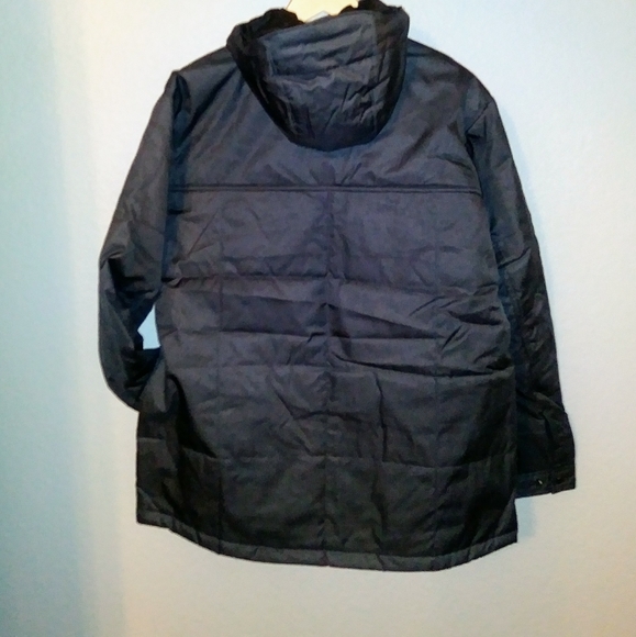 NWT- Columbia water resistant jacket - Picture 5 of 8